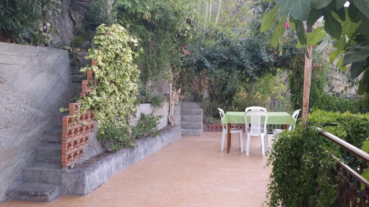 Baia Taormina Apartment 지아르디니낙소스 외부 사진